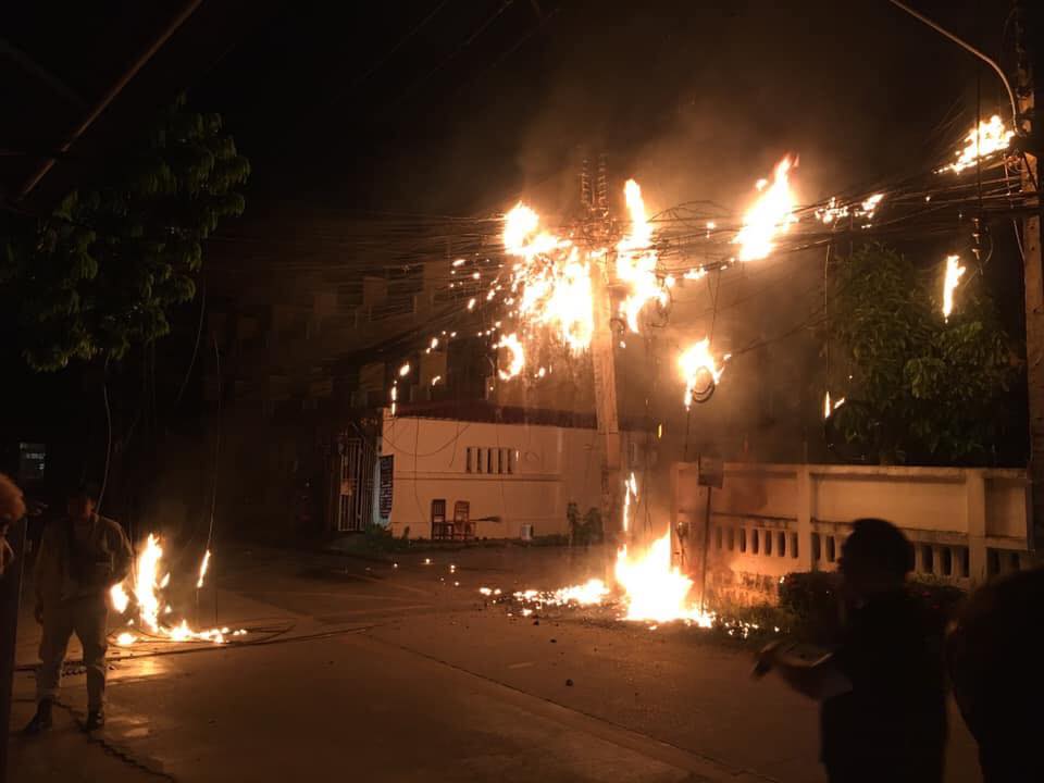 Early Christmas? Cables ablaze after a flaming lantern became entangled. Photo: CM108.com