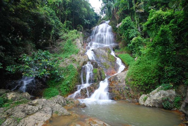 Na Mueang Waterfall. Photo: Koh Samui municipality