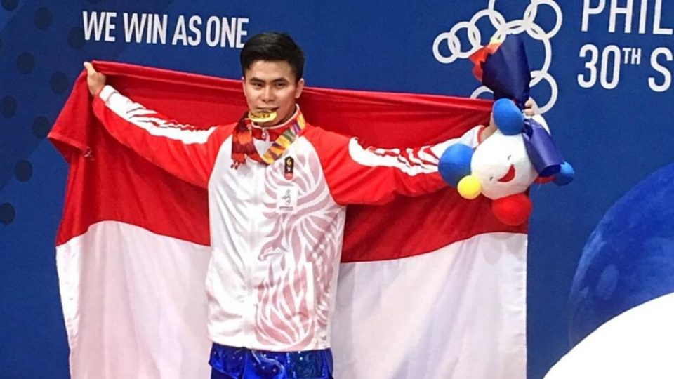 Indonesian wushu athlete Edgar Xavier Marvelo who won two gold medals in the 2019 Southeast Asian (SEA) Games in the Philippines on Tuesday, only hours after hearing the news of his father’s passing.  Photo: Instagram/@edgarmarvelo