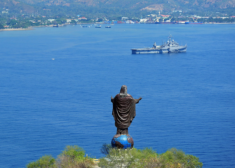 Cristo Rei stands over Dili Harbor. U.S. Air Force photo by Tech. Sgt. Tony Tolley/Flickr