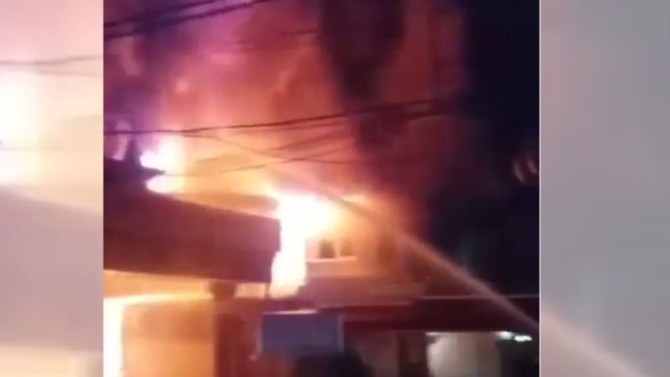 The fire erupted at around 3am this morning. Screengrab: Instagram / Denpasar Viral