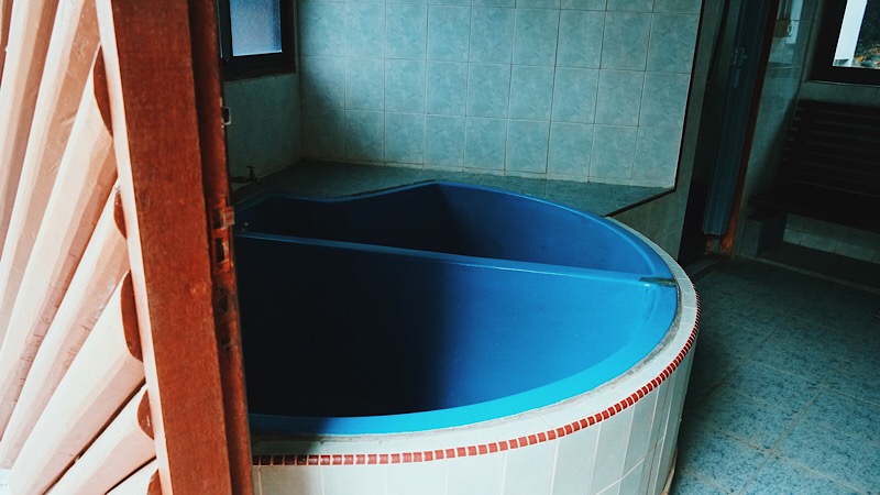 A look inside the indoor hot tub huts. Photo: Coco Travel