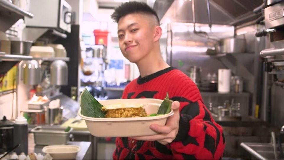 Rich Brian’s latest video for Food Insider attracted quite a controversy in Indonesia, as the caption described nasi goreng as a dish that “resembles fried rice” (yes, nasi goreng literally translates to “fried rice”). Screenshot from Youtube/Food Insider