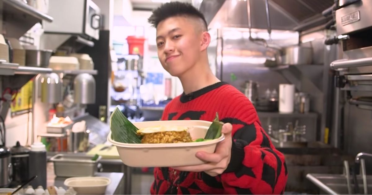 Rich Brian’s latest video for Food Insider attracted quite a controversy in Indonesia, as the caption described nasi goreng as a dish that “resembles fried rice” (yes, nasi goreng literally translates to “fried rice”). Screenshot from Youtube/Food Insider