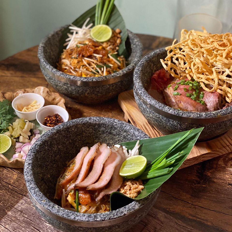 Photos: Mayrai PadThai Wine Bar / FB