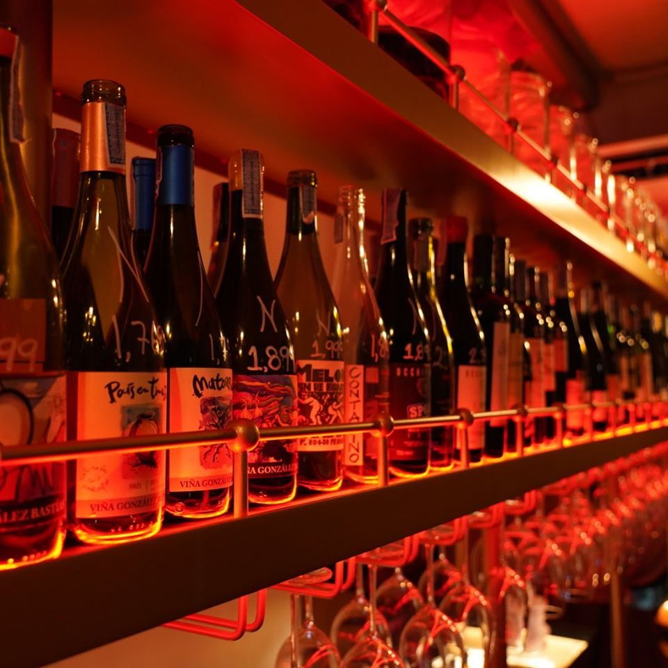 Photos: Mayrai PadThai Wine Bar / FB