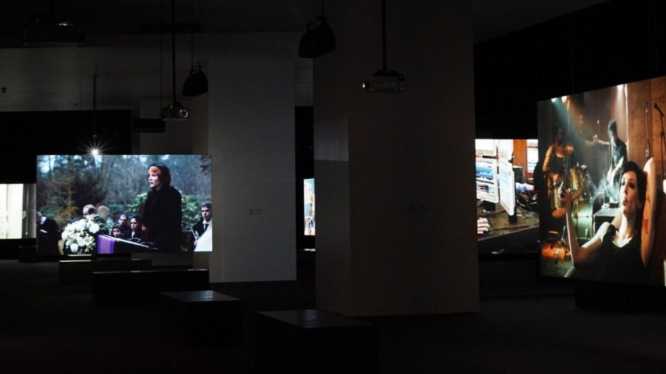 Julian Rosefeldt’s ‘Manifesto’, 13-screen video installation which features Academy Award-winning actress Cate Blanchett, will be featured at Museum MACAN from Feb. 28 to May 31. Photo courtesy of Museum MACAN