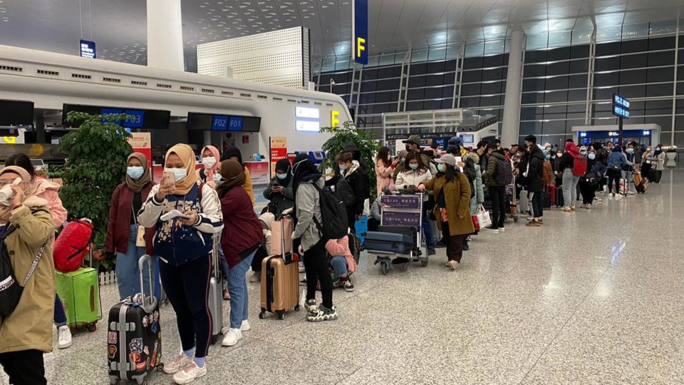 Indonesian students being repatriated from Wuhan by the Indonesian government on Feb. 2, 2020. Photo: Indonesia Foreign Ministry