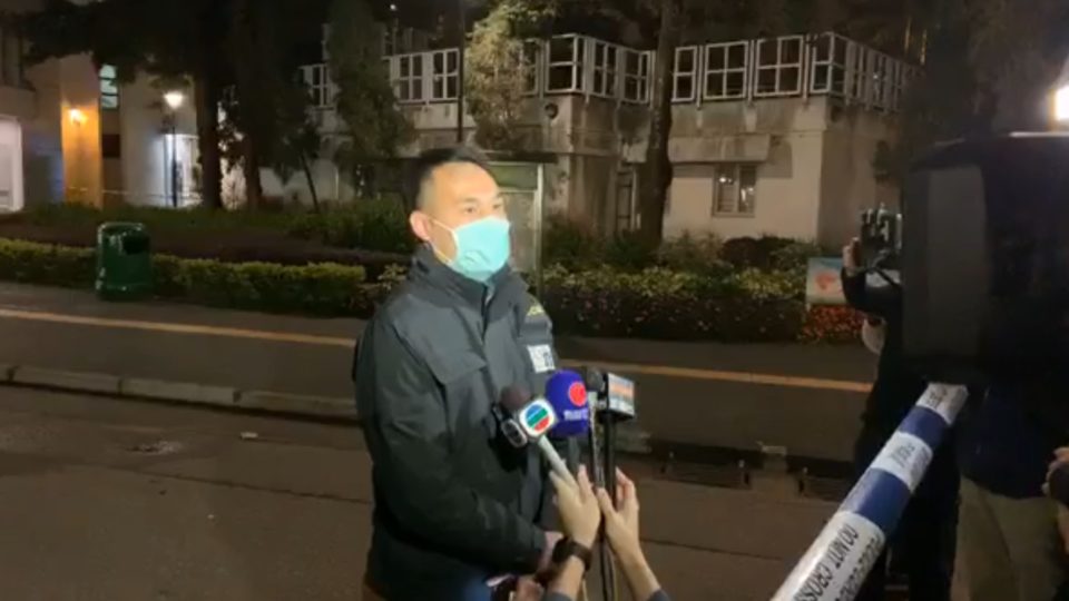 Authorities address the media about a bomb that was detonated in a library bathroom in Lai Chi Kok last night. Screengrab via Facebook.