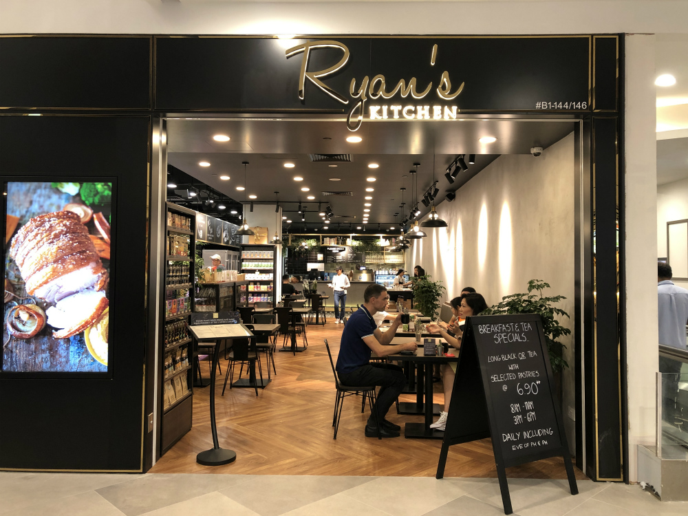 Entrance of Ryan’s Kitchen. Photo: Coconuts Media