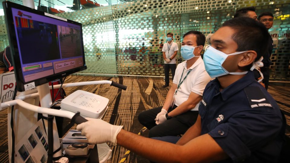 Thermal scanning station at Changi Airport. Photo: Lee Hsien Loong/Facebook