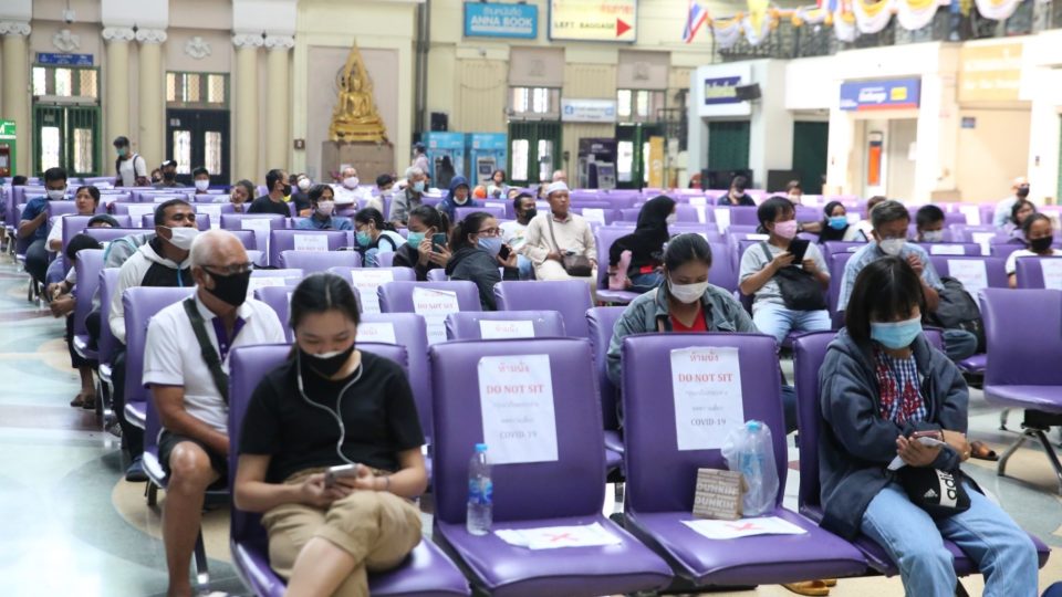 ‘Do not sit,’ read signs enforcing social distancing on chairs at Bangkok’s Hua Lamphong Station. Photo: JS100 Radio
