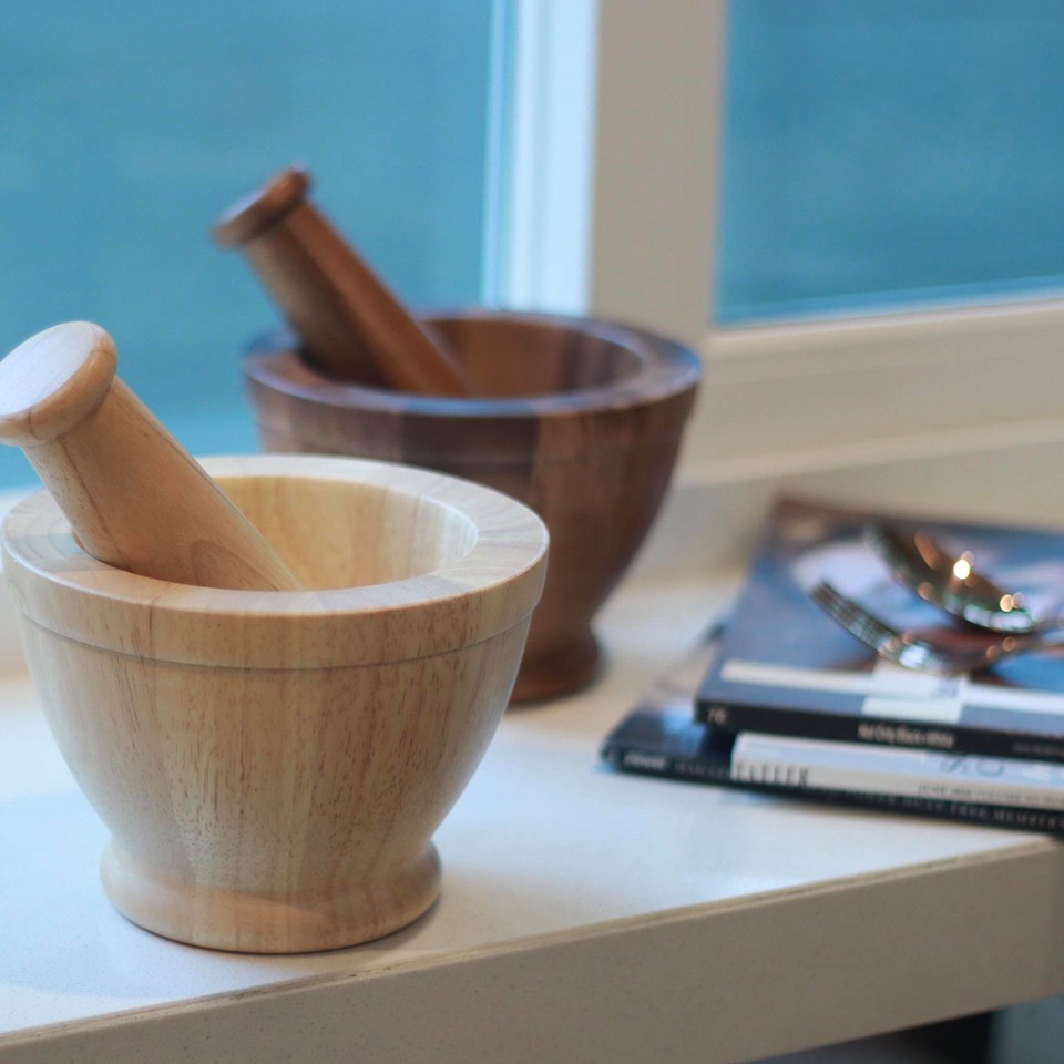 Resin 17cm Pestle and Mortar Set