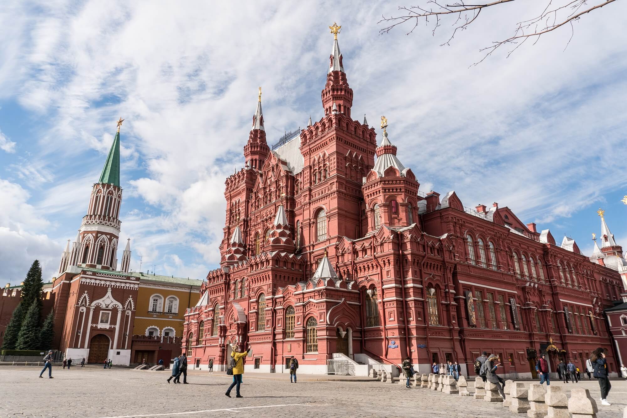 Only a handful of locals and tourists are seen at the Red Square’s State Historical Museum.