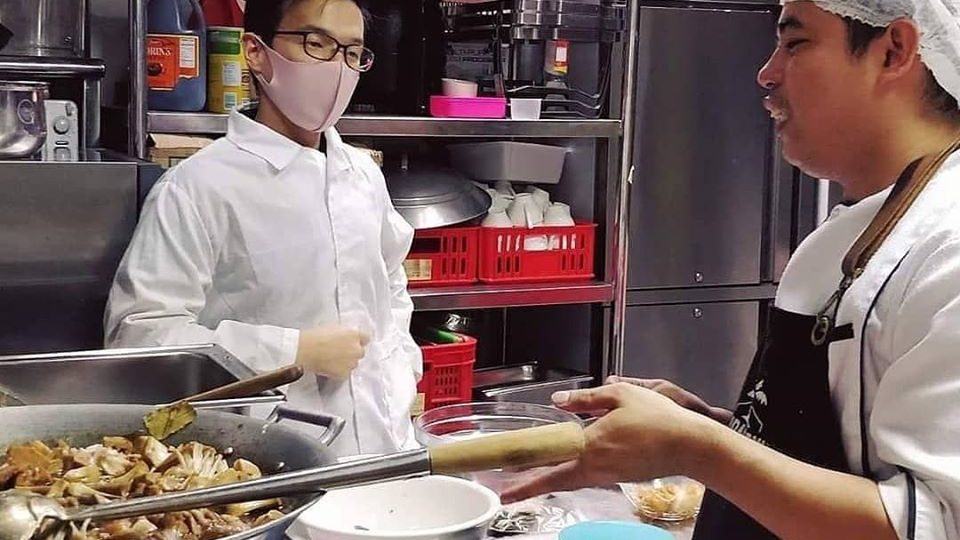 At a Metro Manila Kitchen, April 3 for Lingap Maralita <i>Photo: Good Food Community / FB </i>