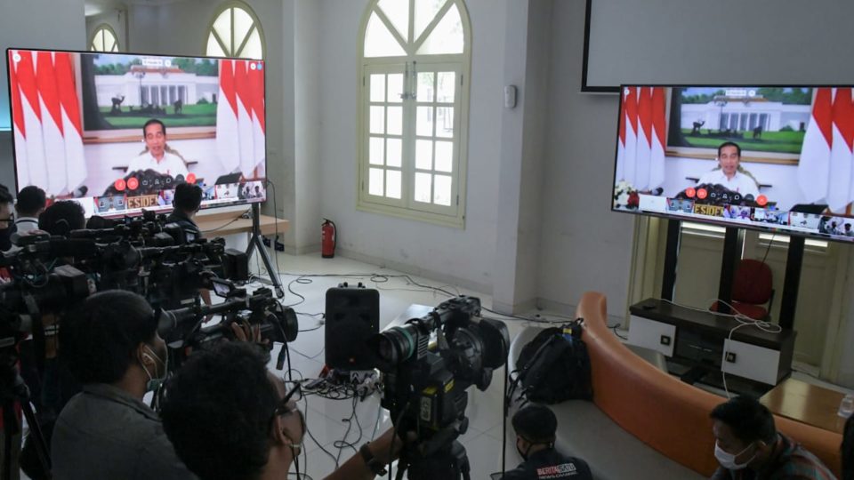 President Joko Widodo during a video conference. Photo: Cabinet Secretariat