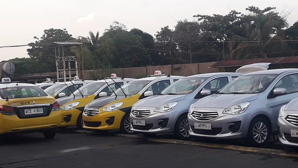 <i>Photo: R&E Taxi / FB</i>