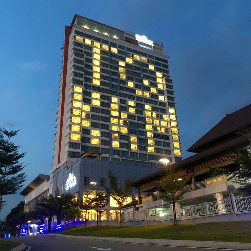 ‘TQ KKM,’ a tribute to all the healthcare professionals who have been working hard to fight the COVID-19 pandemic. Photo: Instagram / Hotel Tenera Bangi