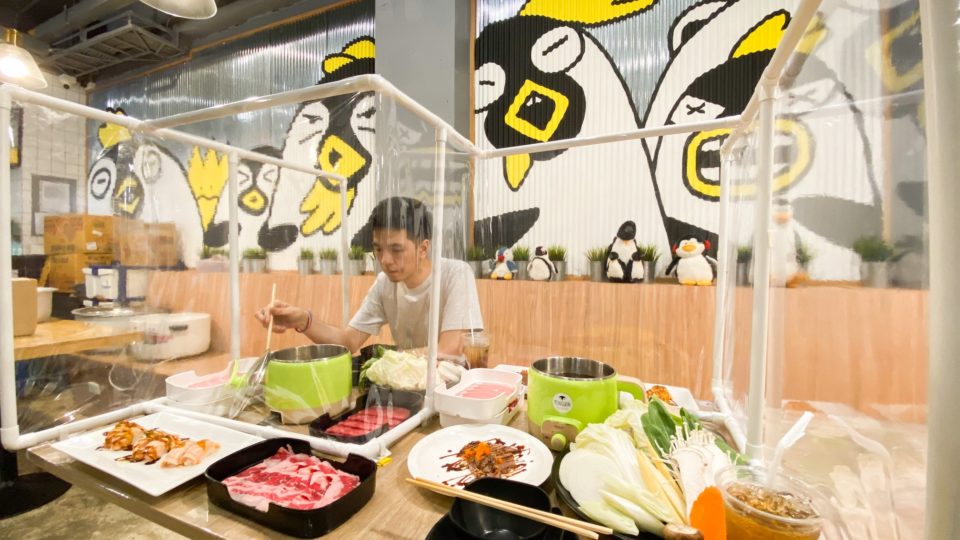 Photo: Penguin Eat Shabu / Facebook 
