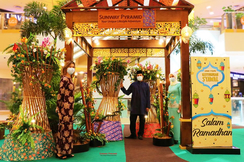 Sunway Pyramid decorated in ‘kampung’ style for Eid. Photo: Sunway Malls