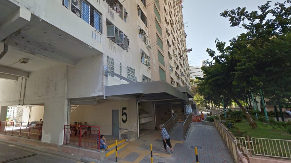 The man and his wife (Case 1049) are residents of Block 5 on Lei Muk Shue Estate in Tsuen Wan. Screenshot: Google Street View