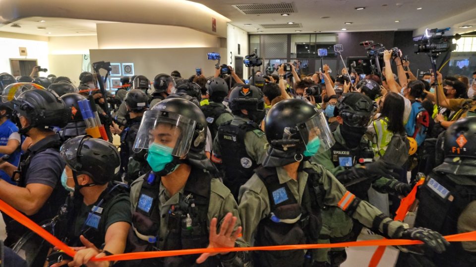 Riot police have cordoned off large swathes of New Town Plaza during a “Sing With You” protest. Photo: Studio Incendo