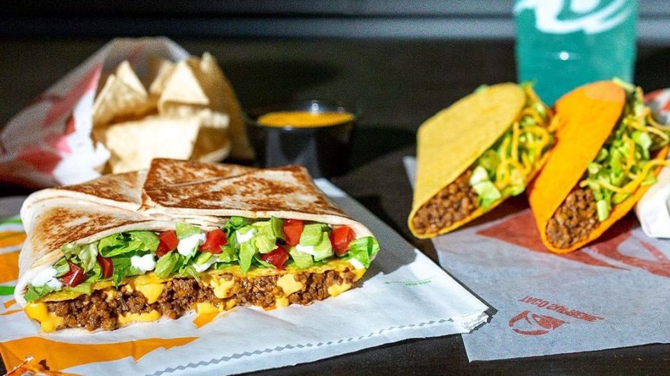 Burrito (left) and tacos (right) from Taco Bell. Photo: Taco Bell /Instagram
