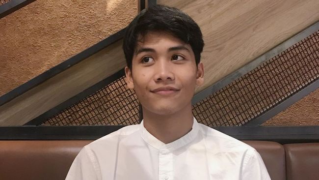 Indonesian comedian Bintang Emon. Photo: Instagram/@bintangemon