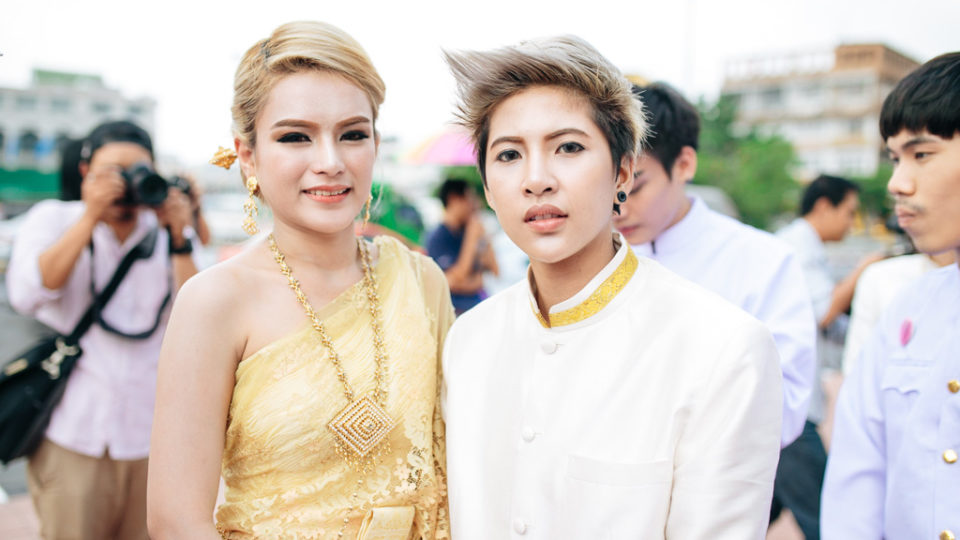 A couple at a 2014 march for marriage equality. Photo: Watsamon Tri-yasakda / Coconuts Media
