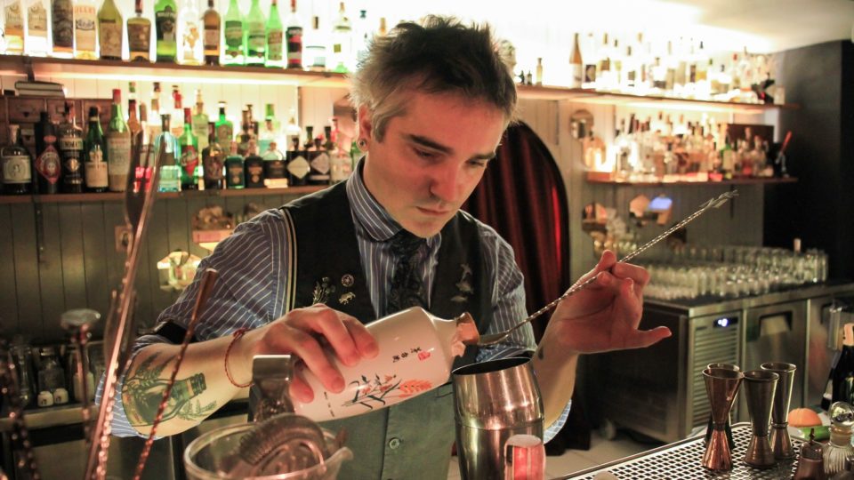 Fabio Brugnolaro prepares a cocktail at Copper Bar.
