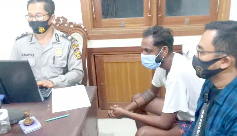 The alleged victim is a 36-year-old Singaporean banker identified as PRV. Photo: Istimewa via Nusa Bali