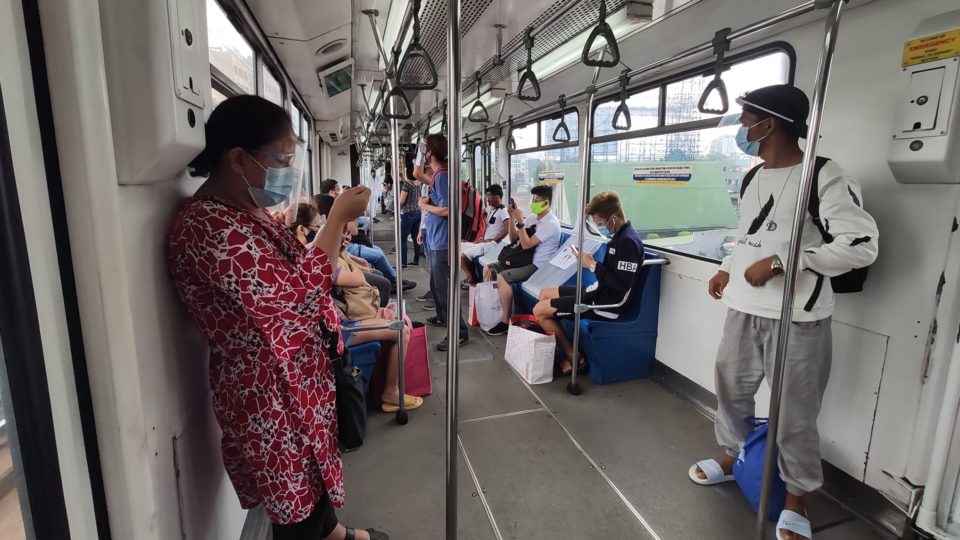 <i>Photo: DOTr-MRT3 / FB</i>