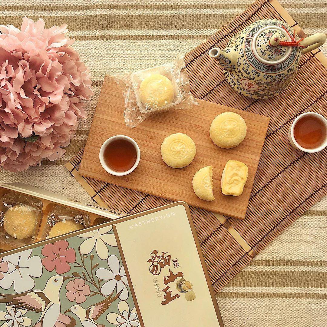 Durian mooncakes. Photo: Hernan Foods