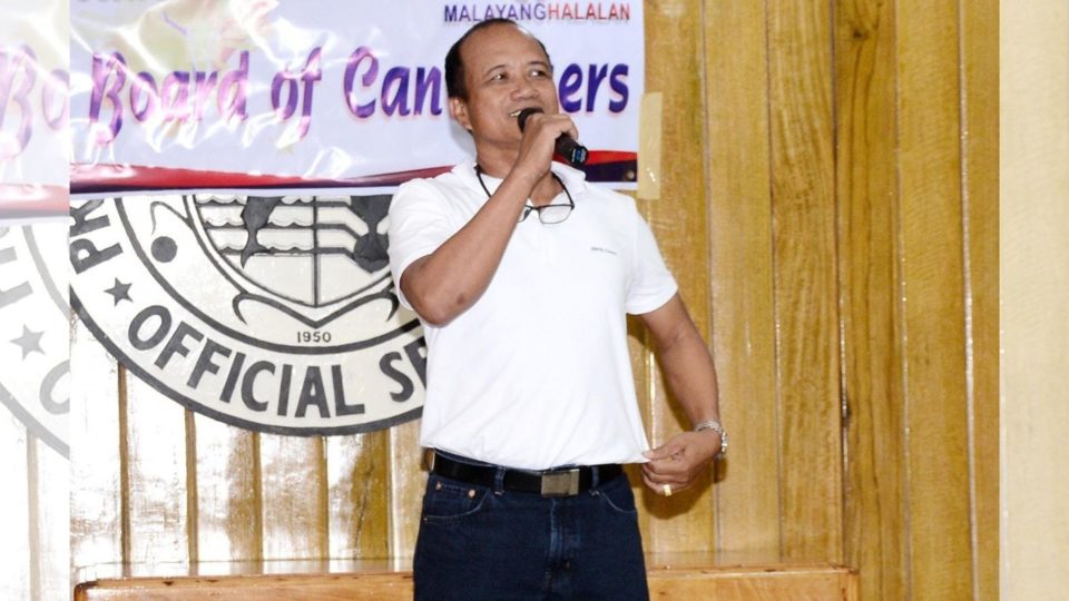 Occidental Mindoro Governor Eduardo Gadiano <i>Photo: Govednador in Action / FB</i>