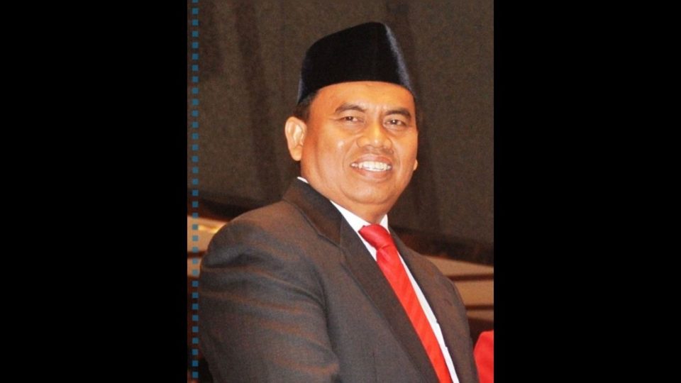 Saefullah, regional secretary of the Jakarta administration, passed away this afternoon after previously undergoing intensive care due to COVID-19. He was 56 years old. Photo: Instagram/@aniesbaswedan