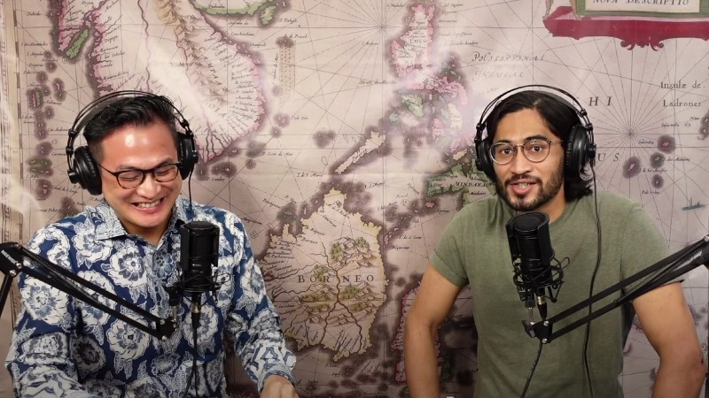 Screengrab from the podcast video of founder Thum Ping Tjin and Sean Francis Han of Wake Up, Singapore. Image: New Naratif/YouTube
