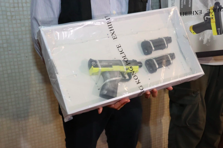 Police confiscated a pepper ball gun at the Fanling home. Photo via Apple Daily