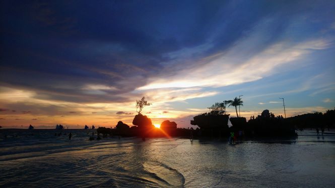 Boracay’s world-famous sunset. Photo: Wikipedia