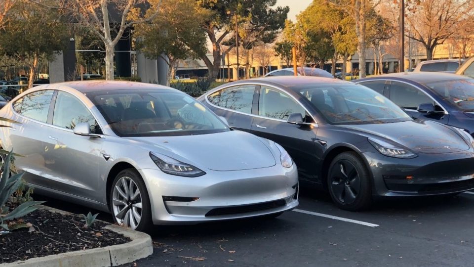 Tesla Model 3 electric cars in Silver and Midnight Silver. Photo: Seungho Yang/Wikimedia Commons