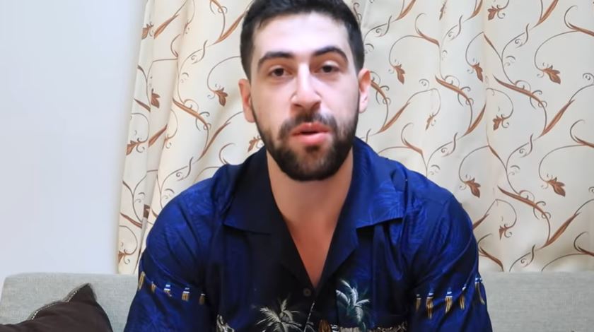 Basel Manadil. Screenshot from Manadil’s video