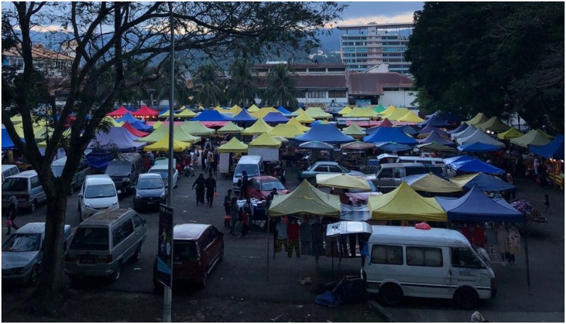 Pasar malam Taman Melawati. Photo: Al-Z