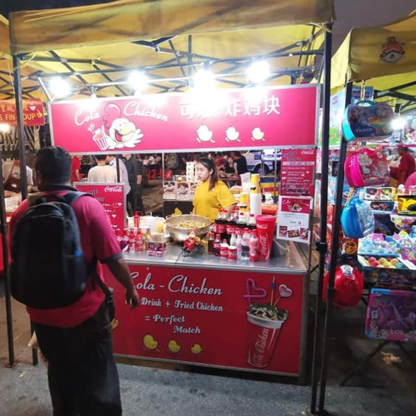 Coca-Chicken stall in Pasar Malam Taman Connaught. Photo: Pasar Malam Taman Connaught