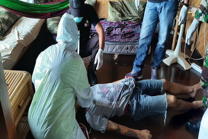 Authorities were called on to the scene as soon as the victim was discovered. Photo: Istimewa via Bali Express