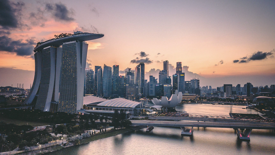 Following the collapse of the Hong Kong-Singapore travel bubble last year, the two cities still have their eyes set on each other with COVID-19 vaccinations underway. Photo: Unsplash/Swapnil Bapat