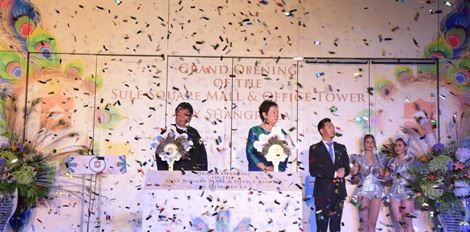 Kay Kuok (in blue) at the Sule Square opening in 2017 attended by Yangon mayor U Maung Maung Soe. Photo: Shangri-La.com