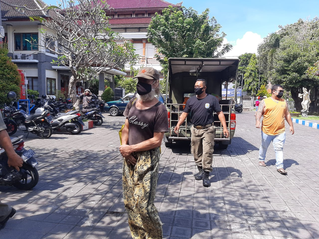 Authorities said that the elderly Italian man has been wandering around Legian, Kuta. Photo: Istimewa