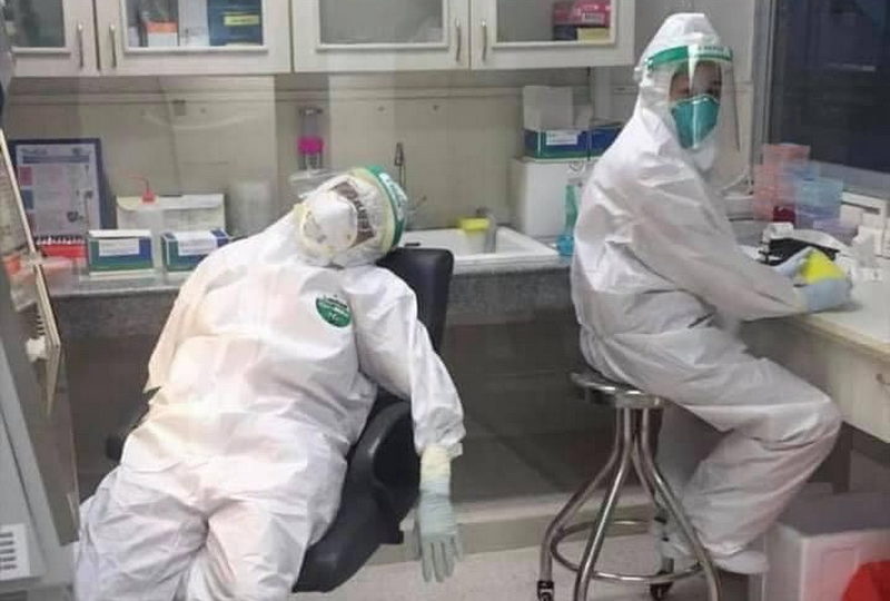 Exhausted medical personnel at a hospital in Satun province. Photo: Public Health Ministry