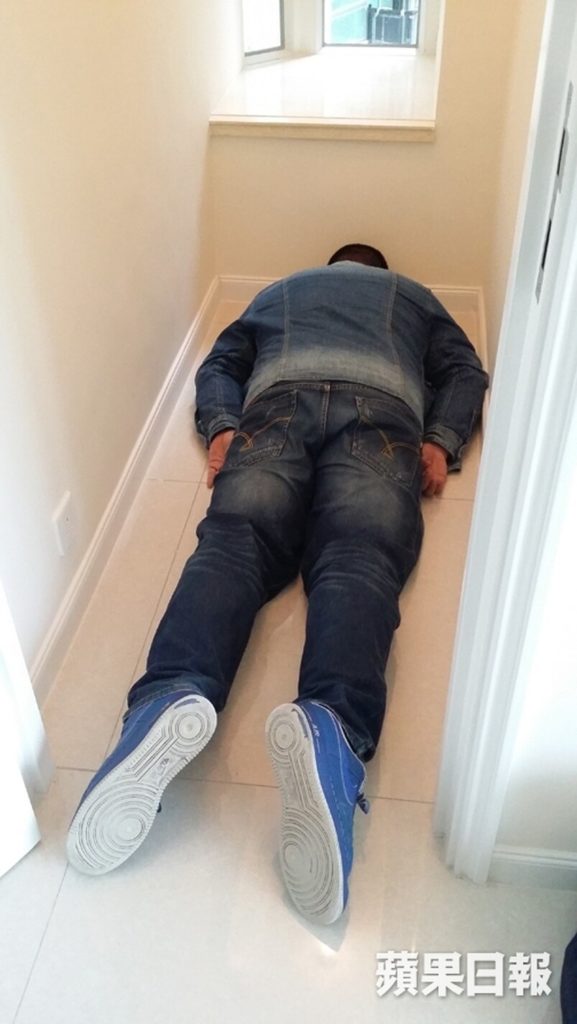 The 'room' in the luxury flat measures just 16 square feet. Photo: Apple Daily