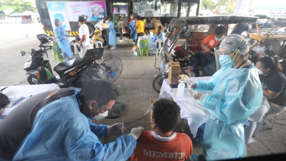 Vaccine Express rollout, posted on VP Leni Robredo’s Twitter account.