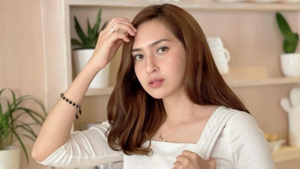 Actress/entrepreneur Yanni Melwani will replace celebrity couple Raffi Ahmad-Nagita Slavina as the icon of the 20th edition of National Games (PON) in Papua, according to reports. Yanni was born in Biak Numfor regency. Photo: Instagram/@yannimelwani